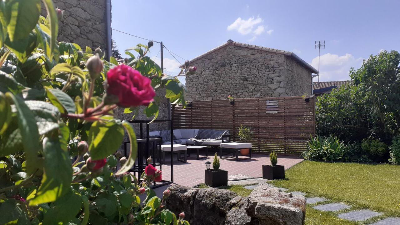 Gite Le St Aubinois Saint-Aubin-des-Ormeaux エクステリア 写真